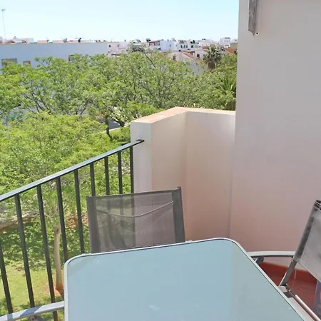 Vistas Al Parque Apartment *